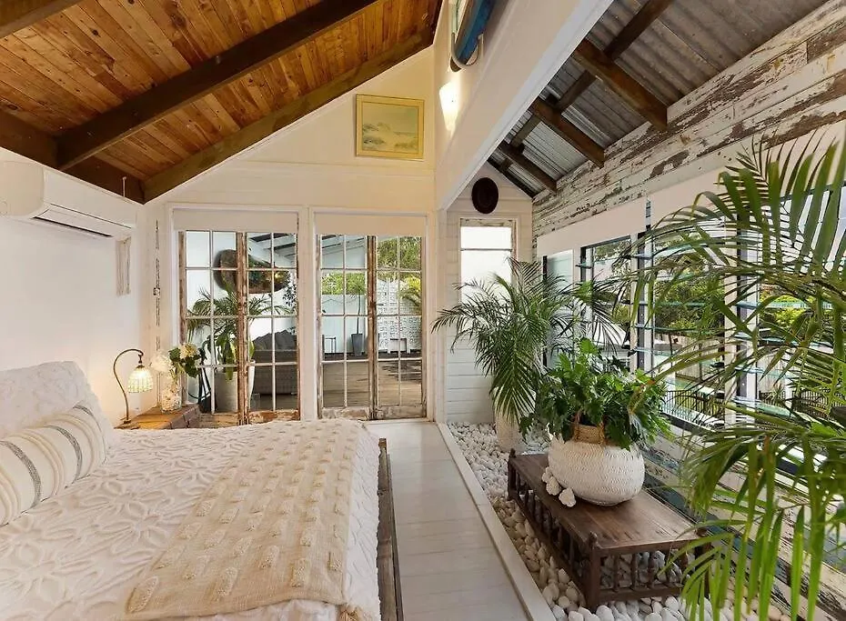 Sunset On Noosa Chalet